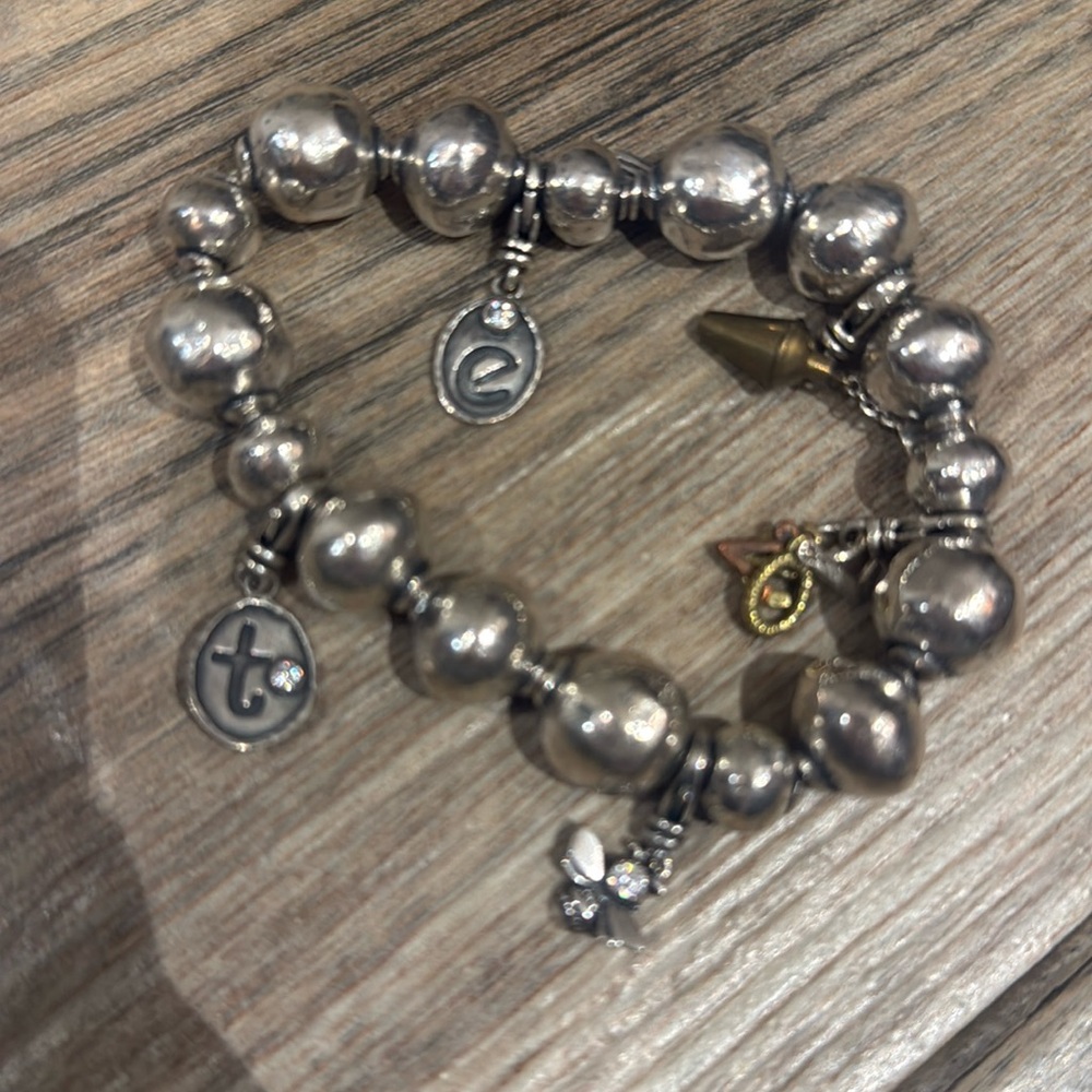 Silpada Atmospheric Distressed Bead Sterling Silver Stretch Bracelet w/ 5 charms